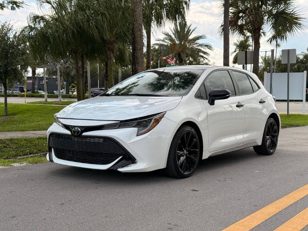 2022 Toyota Corolla Hatchback SE Nightshade Edition