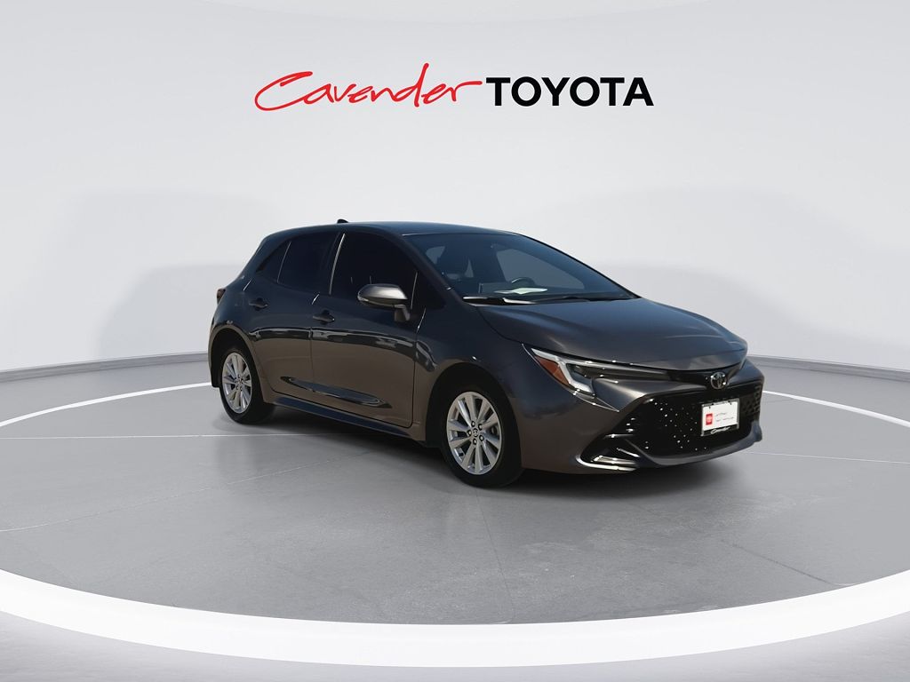 2024 Toyota Corolla Hatchback SE