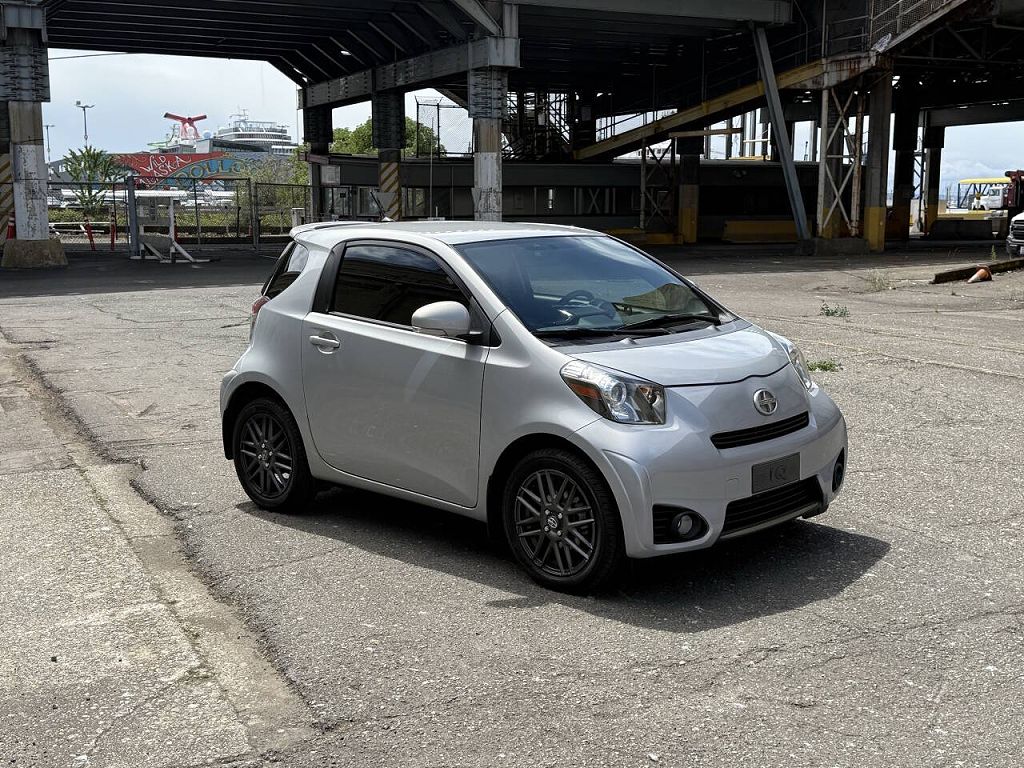 2014 Scion iQ