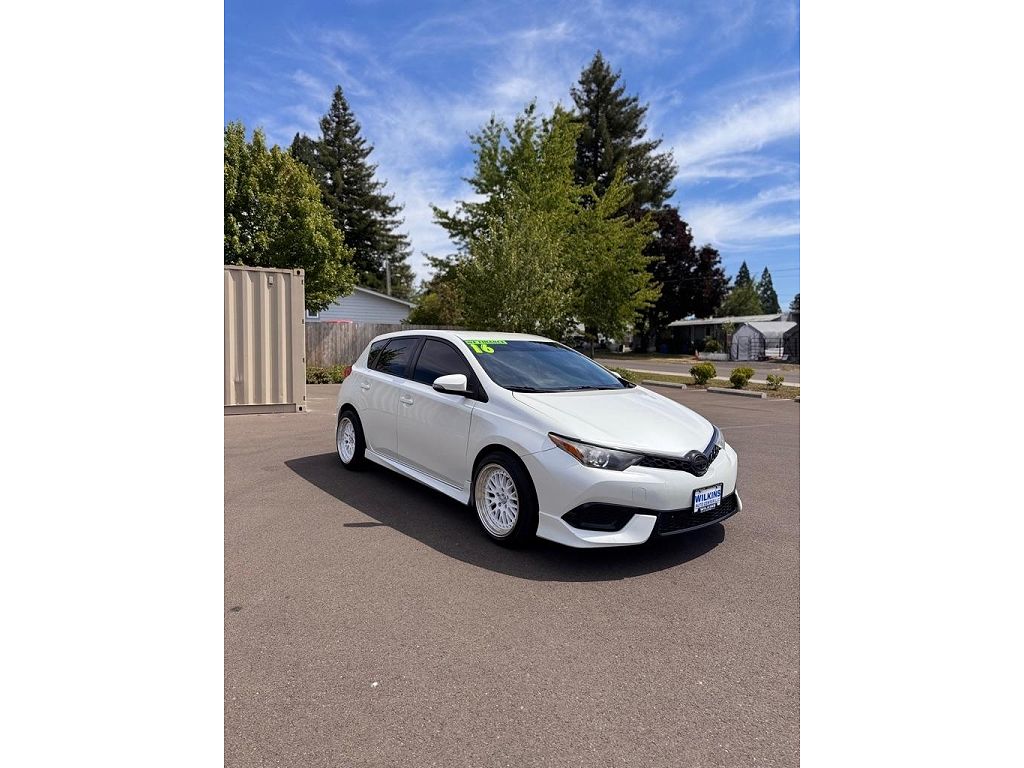 2016 Scion iM