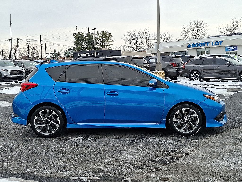 2016 Scion iM