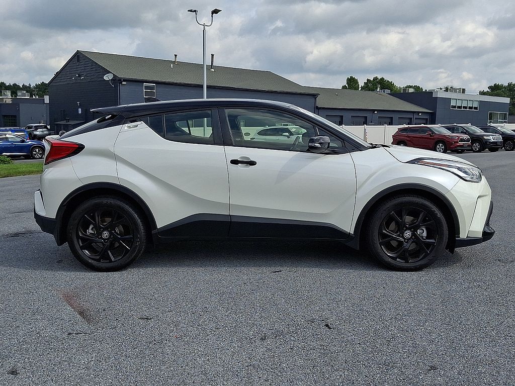 2021 Toyota C-HR LE