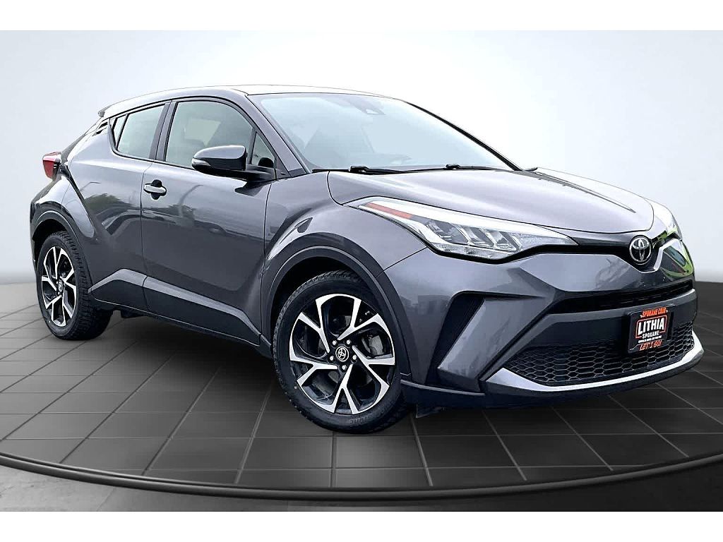 2022 Toyota C-HR XLE