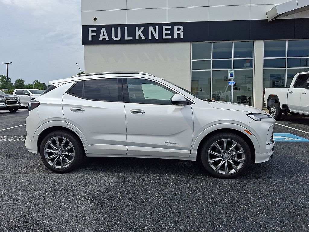 2025 Buick Encore GX Avenir
