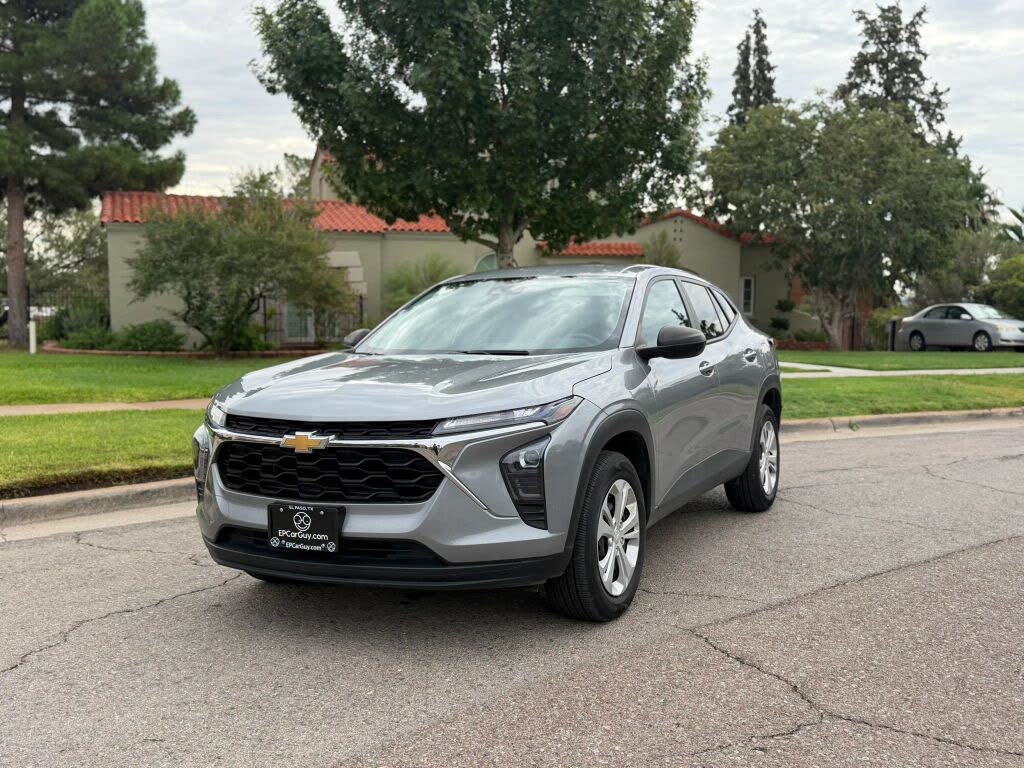 2024 Chevrolet Trax LS