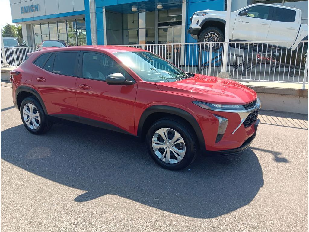 2026 Chevrolet Trax LS