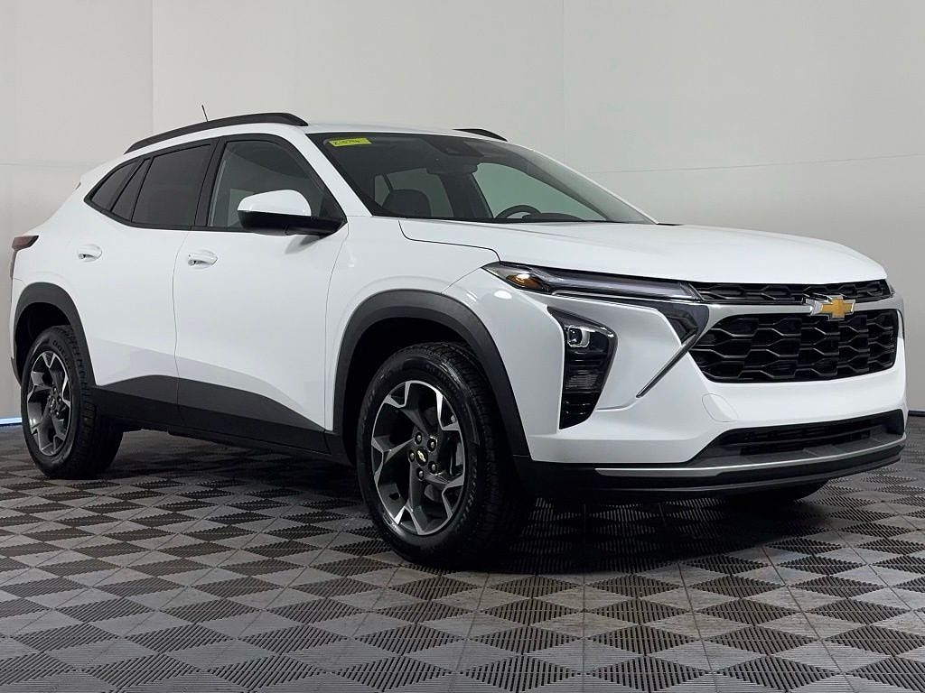 2024 Chevrolet Trax LT
