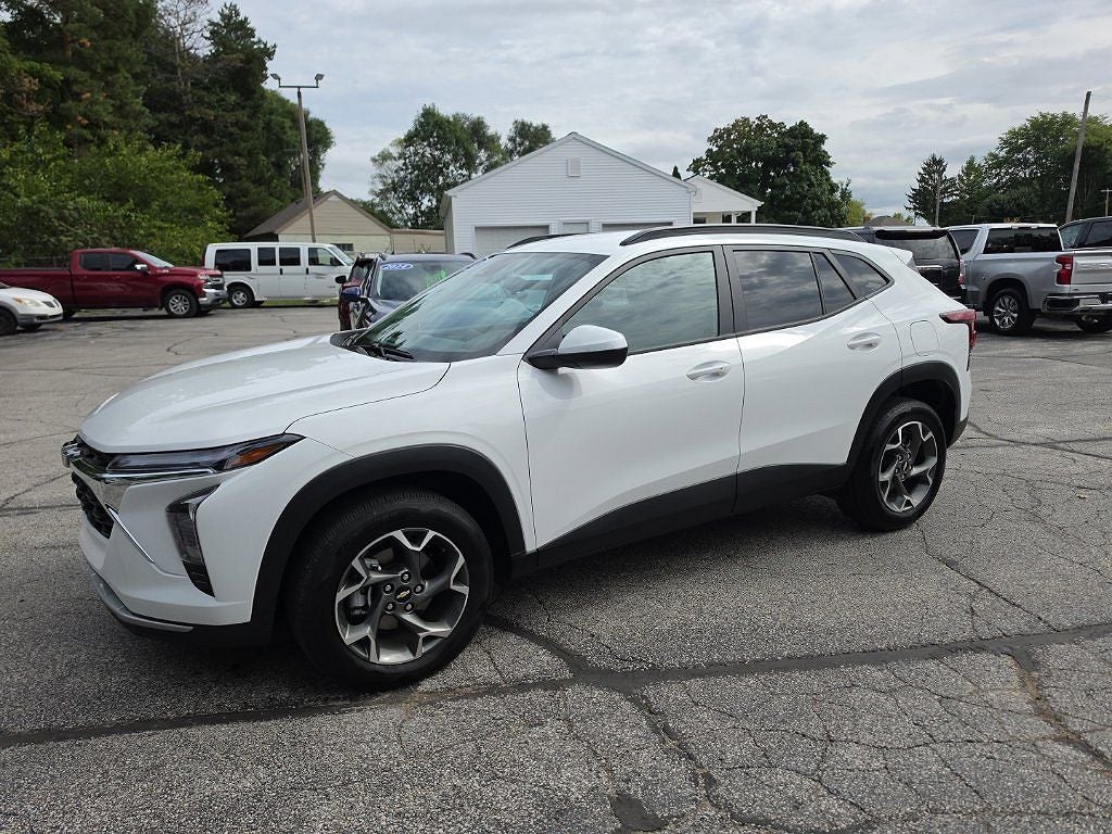 2024 Chevrolet Trax - Image 1