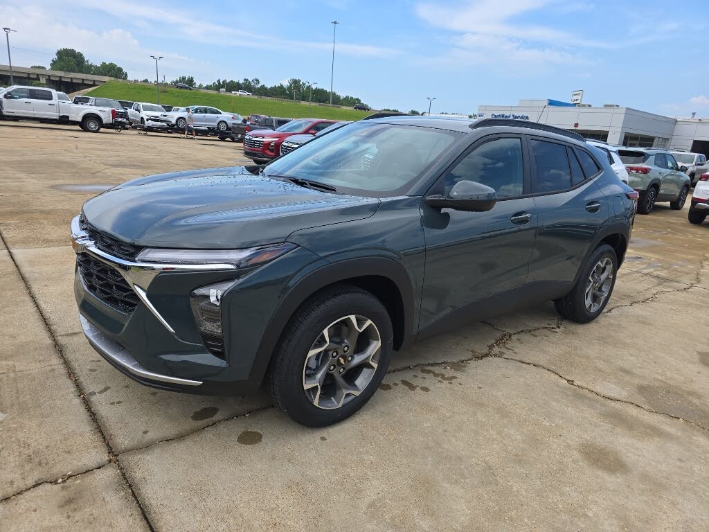 2026 Chevrolet Trax LT listing photo