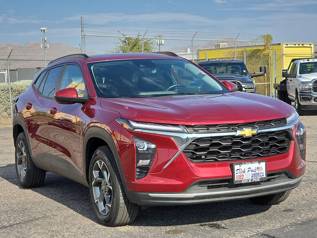 2025 Chevrolet Trax LT