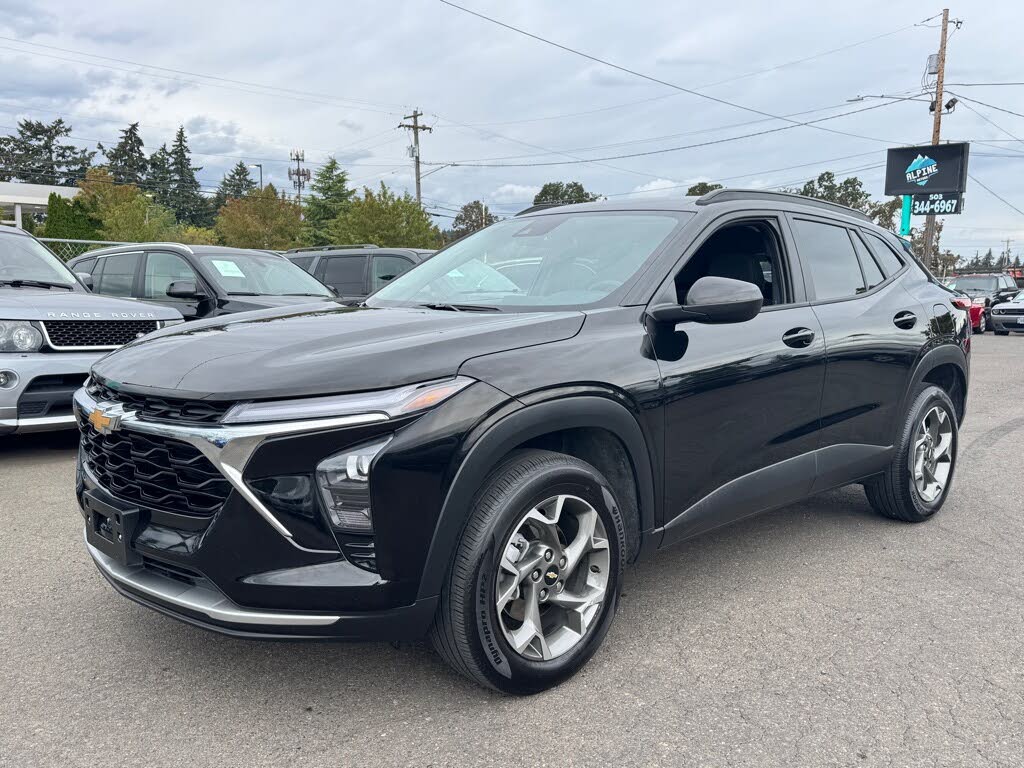 2025 Chevrolet Trax LT