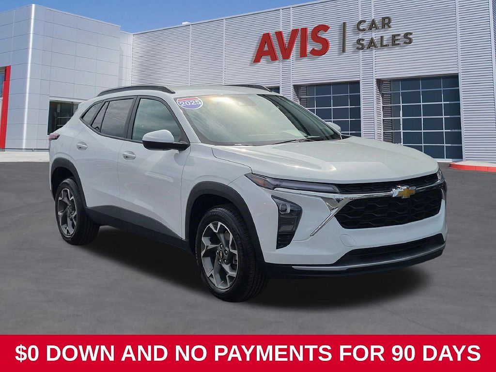 2025 Chevrolet Trax LT