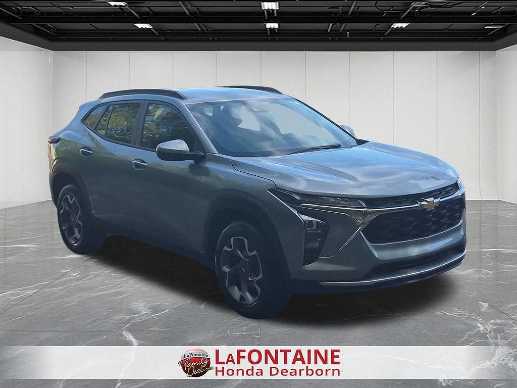 2025 Chevrolet Trax LT