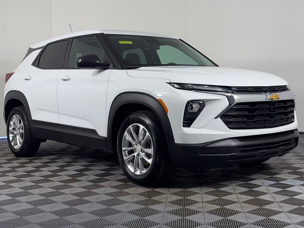 2025 Chevrolet TrailBlazer LS