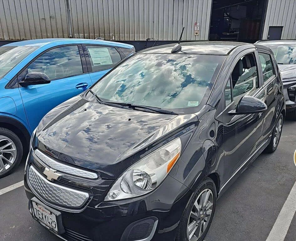 2015 Chevrolet Spark EV photo 2