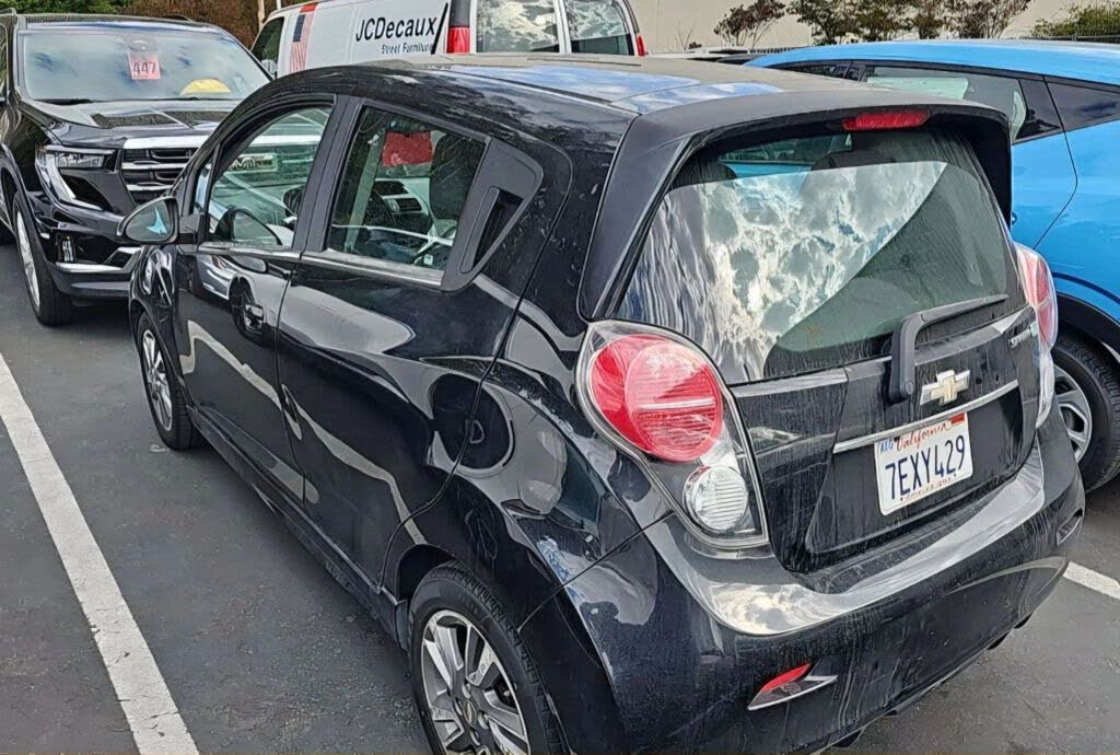 2015 Chevrolet Spark EV photo 3