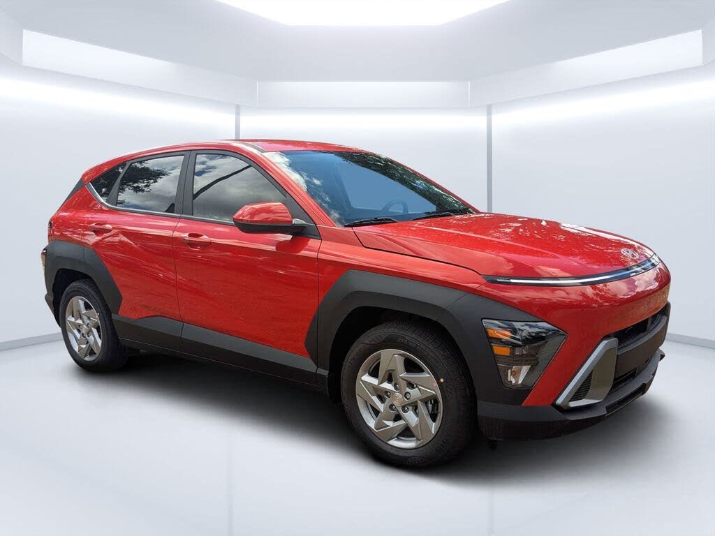 2027 Hyundai Kona SE