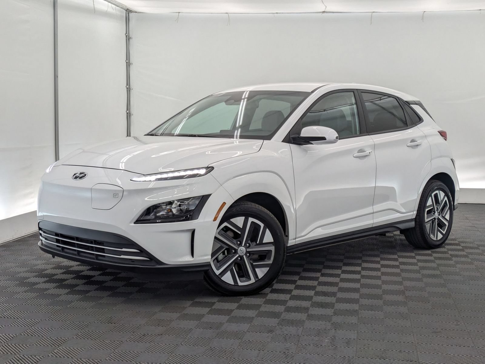 2023 Hyundai Kona Electric SE