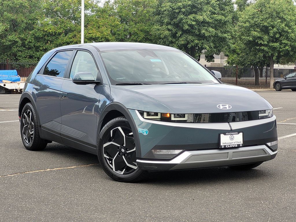 2024 Hyundai Ioniq 5 SE