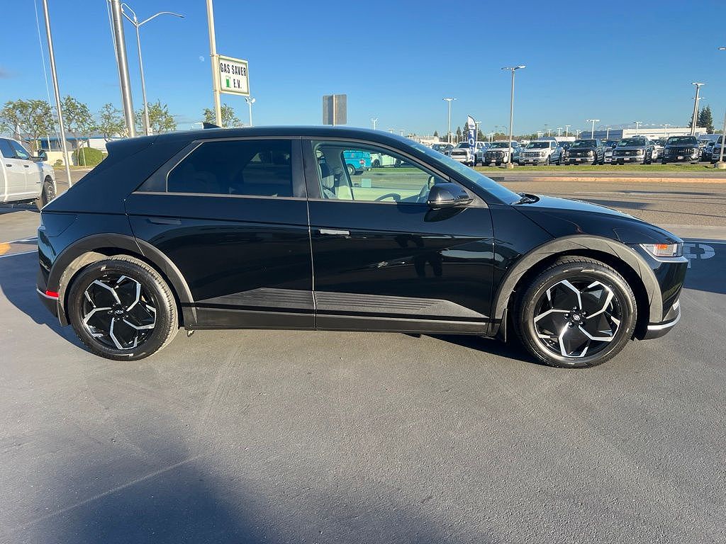 2024 Hyundai IONIQ 5 SEL