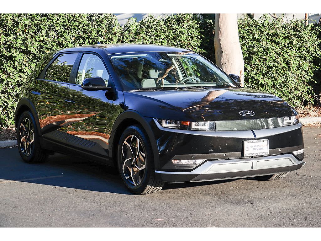 2024 Hyundai IONIQ 5 photo 1