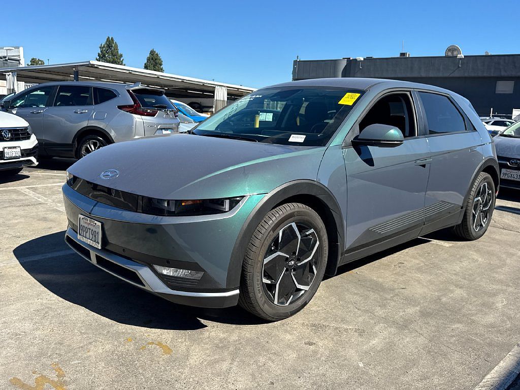 2024 Hyundai IONIQ 5 photo 1