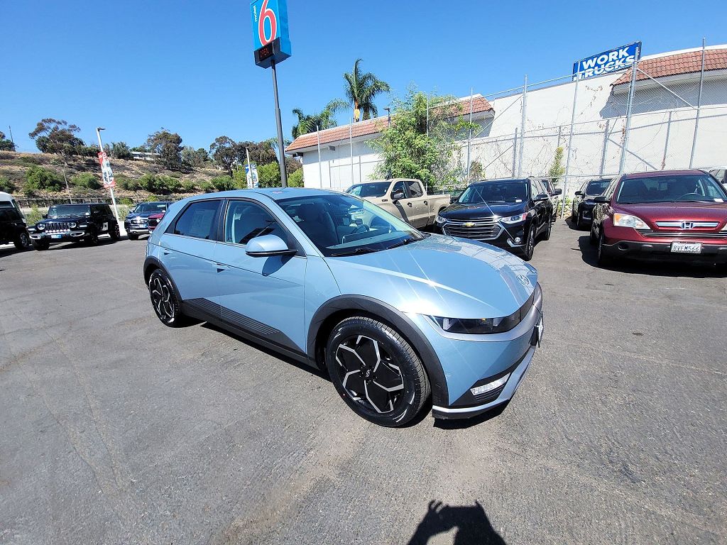 2024 Hyundai IONIQ 5 photo 1
