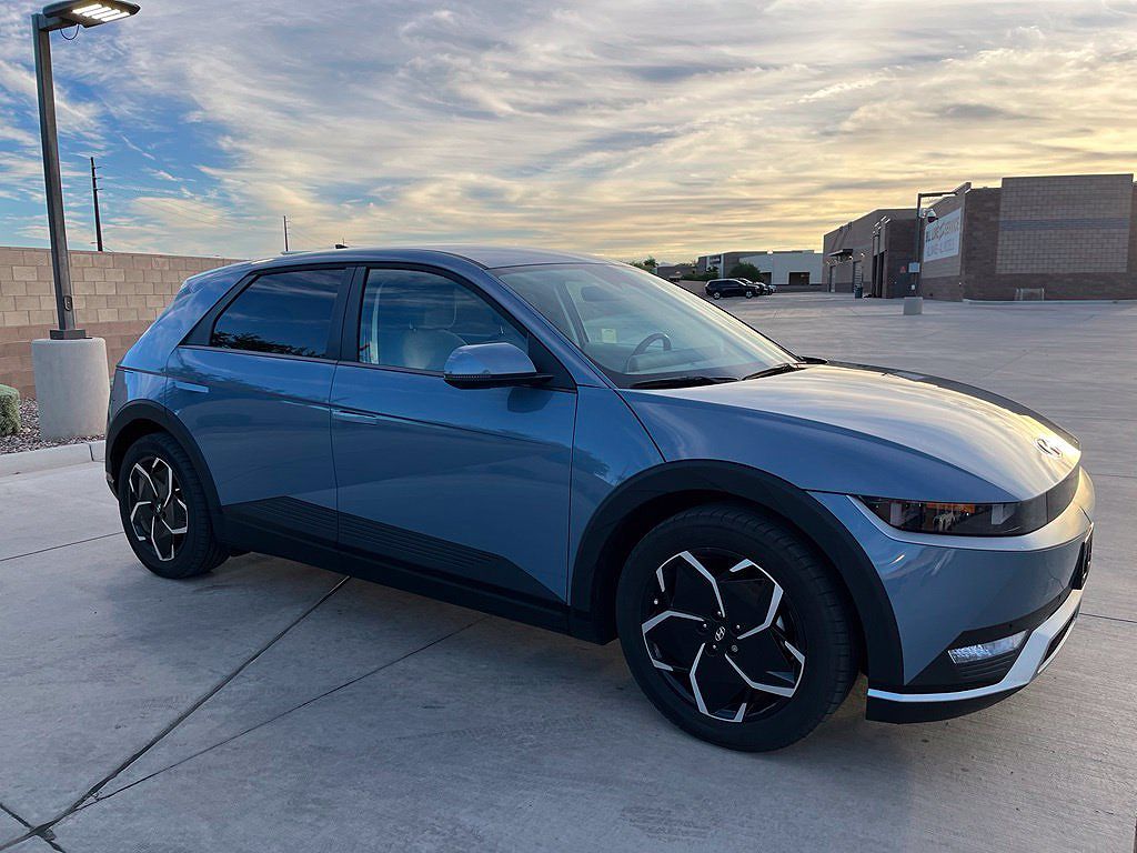 2024 Hyundai Ioniq 5 SEL