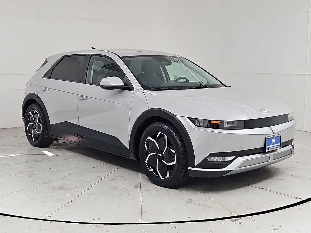 2024 Hyundai IONIQ 5 SEL
