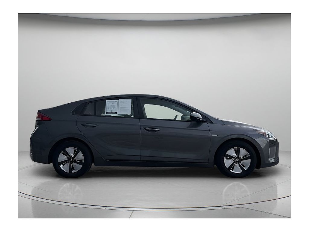 2018 Hyundai IONIQ Hybrid Blue