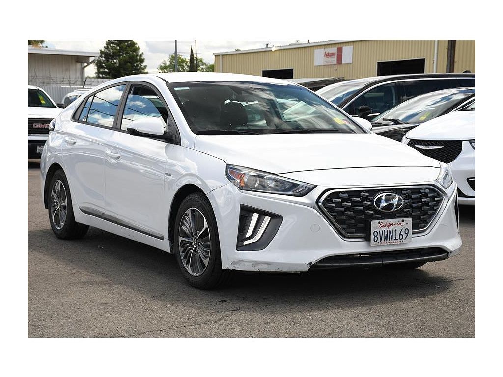 2020 Hyundai Ioniq SE