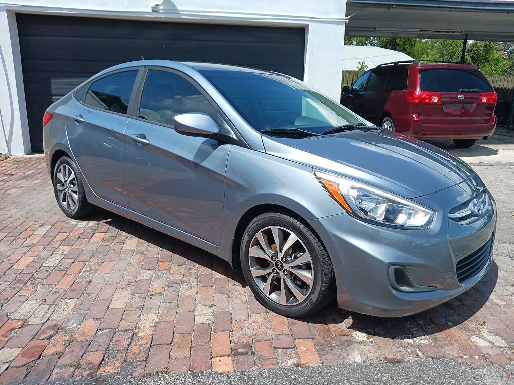 2017 Hyundai Accent SE