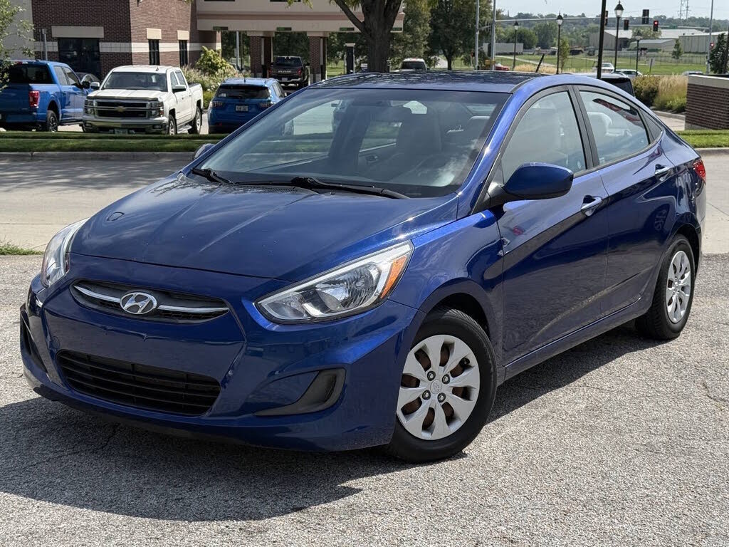 2016 Hyundai Accent SE
