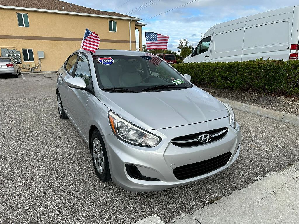 2016 Hyundai Accent SE