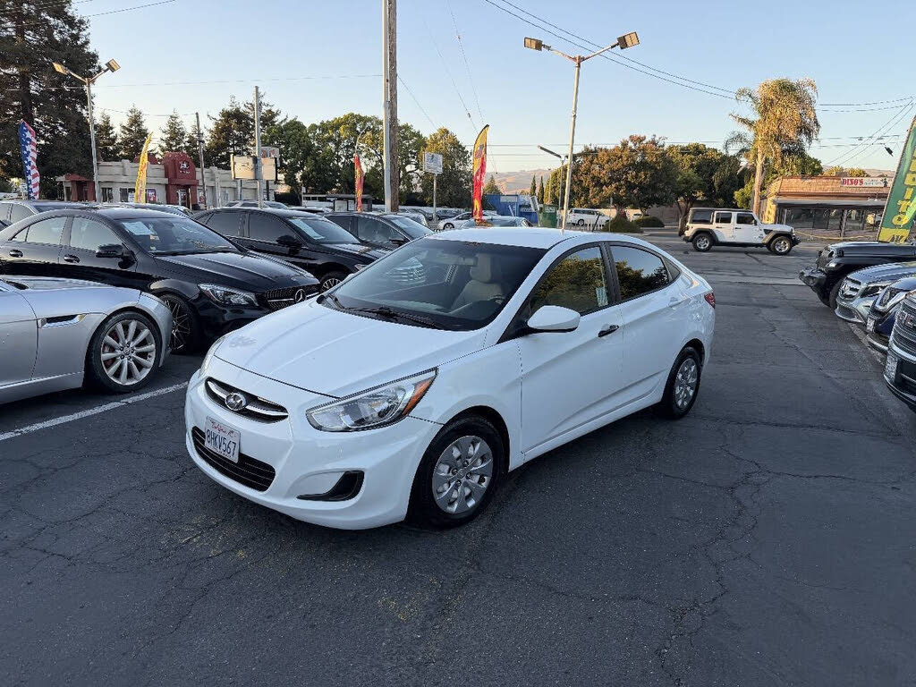 2017 Hyundai Accent SE