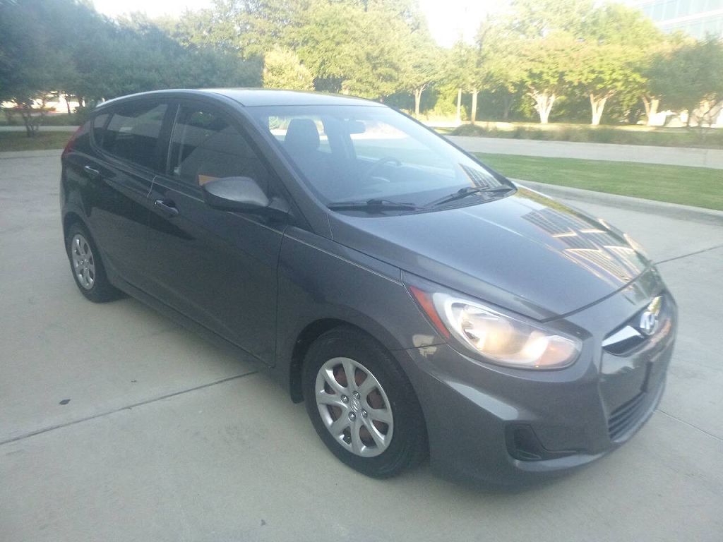 2012 Hyundai Accent GS