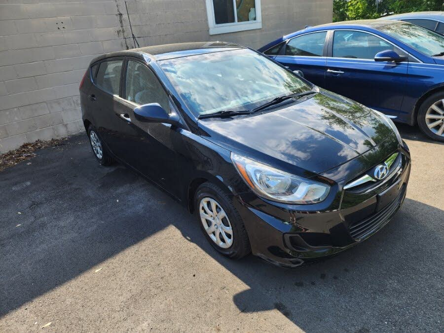2013 Hyundai Accent GS