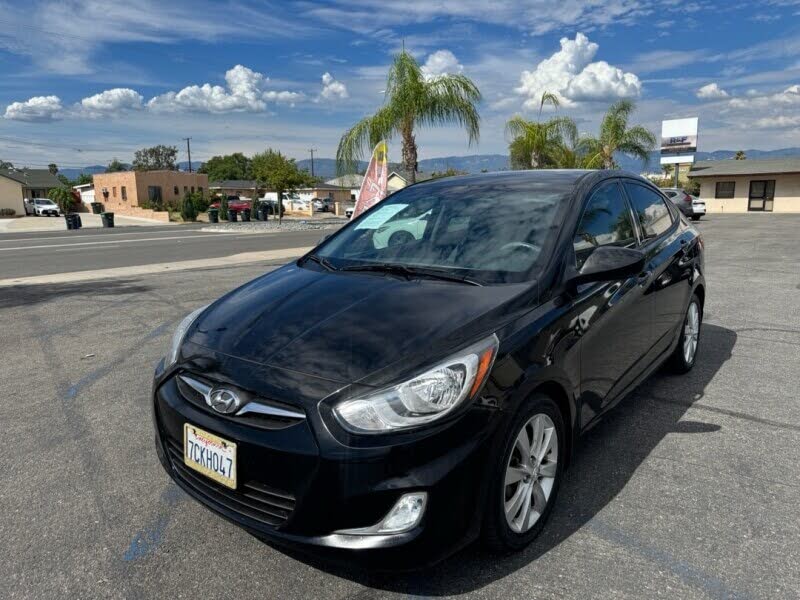 2013 Hyundai Accent GLS