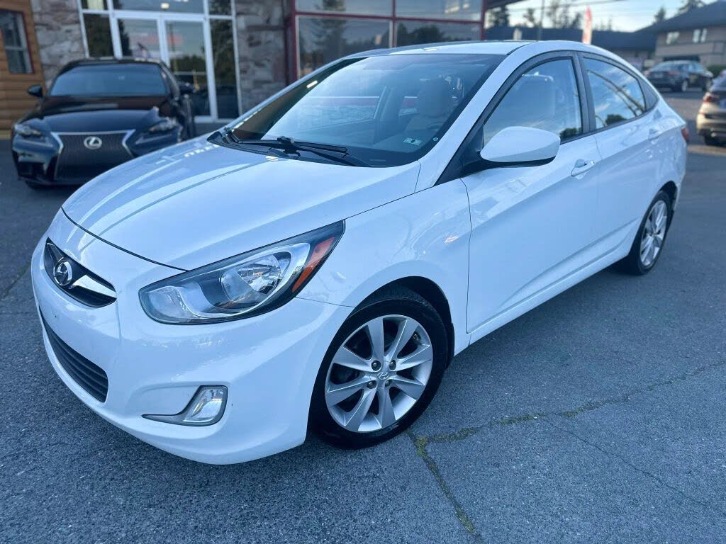 2013 Hyundai Accent GLS