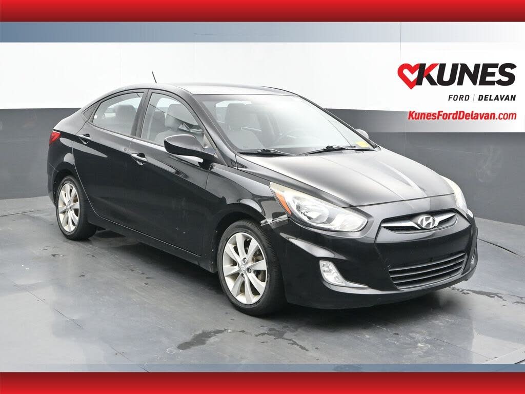 2013 Hyundai Accent GLS