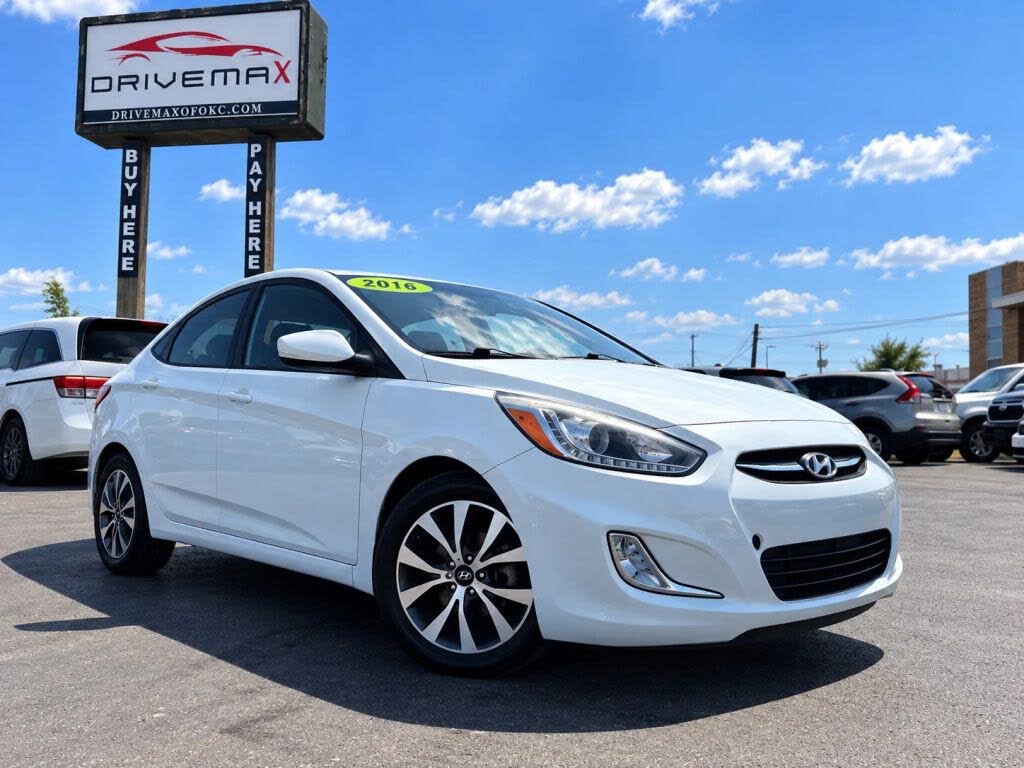 2016 Hyundai Accent SE