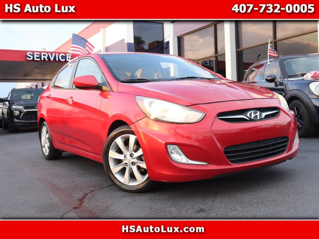 2013 Hyundai Accent 4dr Sdn Auto GLS