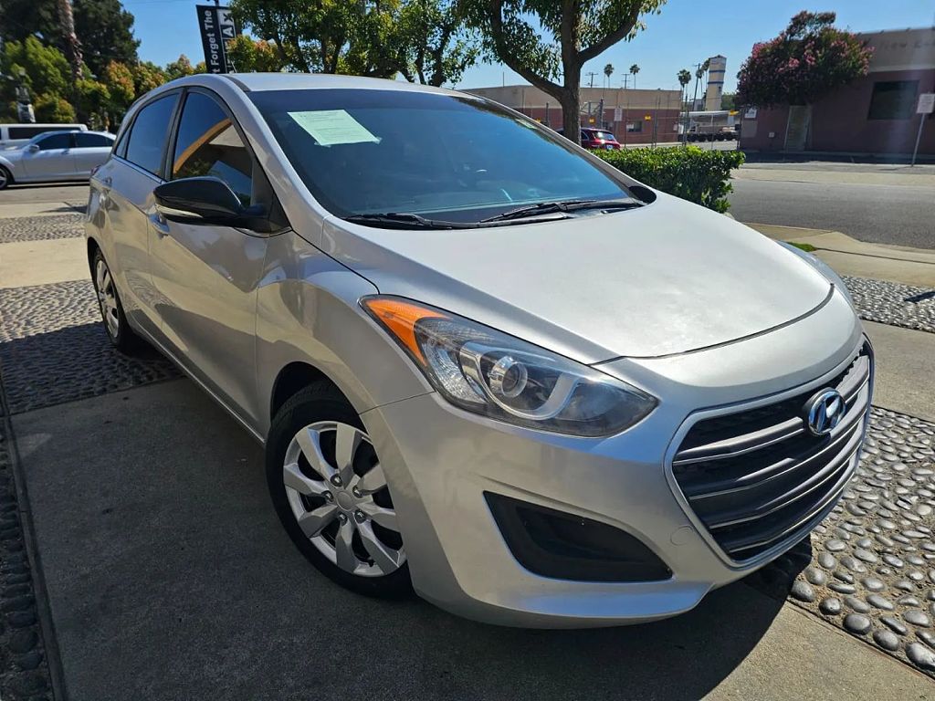 2017 Hyundai Elantra GT