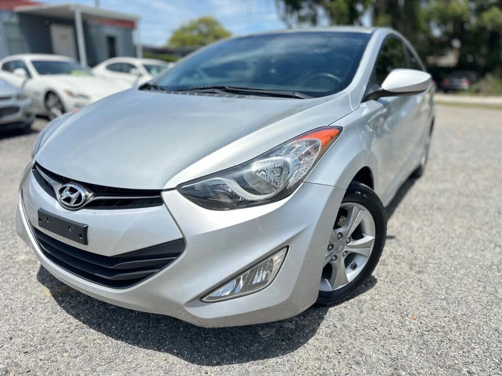 2013 Hyundai Elantra Coupe SE