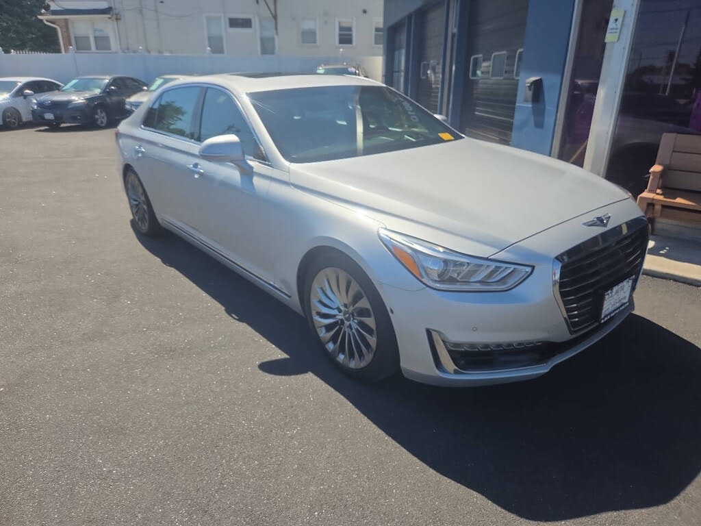2017 Genesis G90 Premium