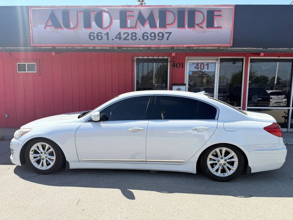 2012 Hyundai Genesis 3.8