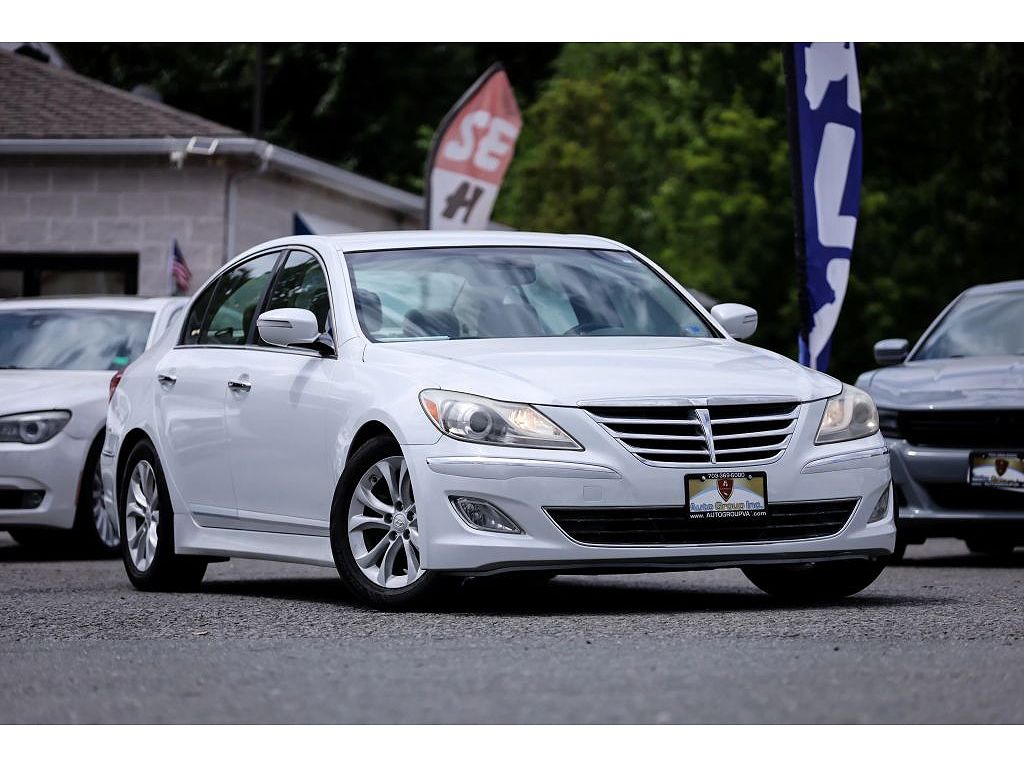 2013 Hyundai Genesis 3.8