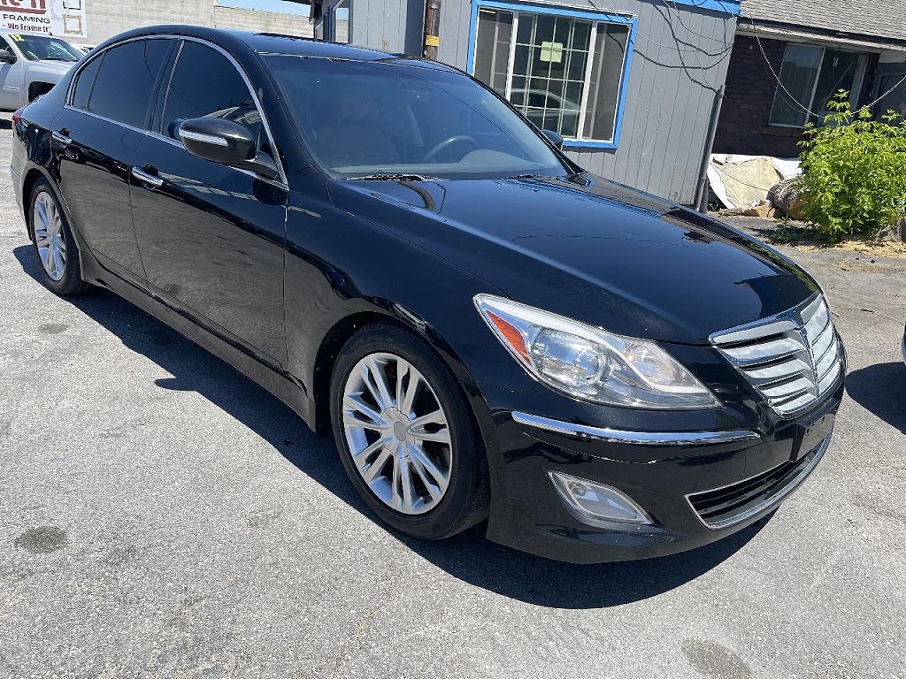 2013 Hyundai Genesis 3.8