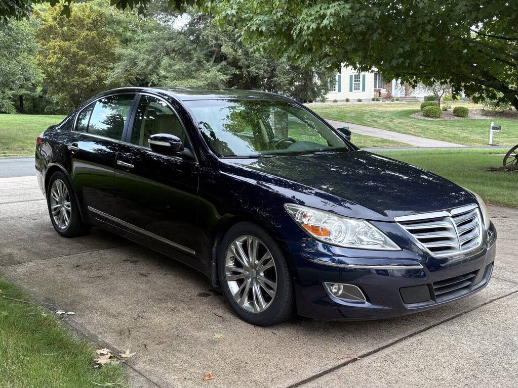 2011 Hyundai Genesis 4.6