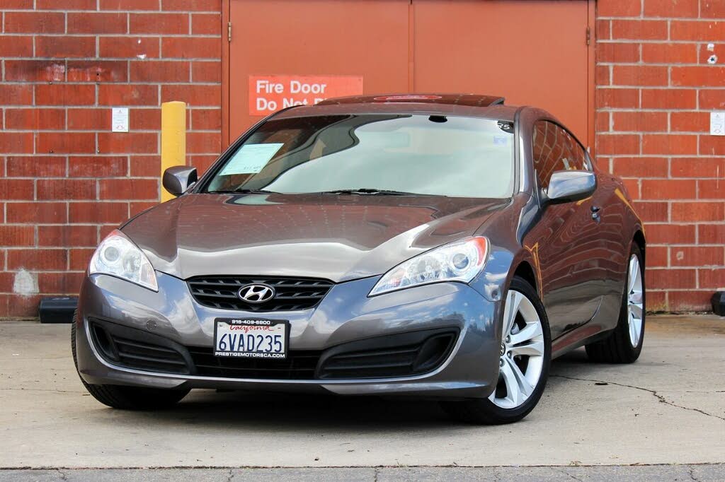 2012 Hyundai Genesis 2.0T